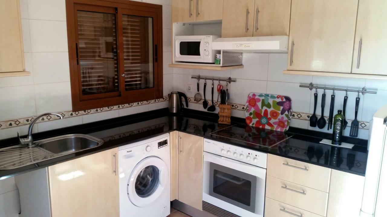 Casa Silencio, Villa With Terrace, Garden And Large Pool Area Corralejo Exterior foto